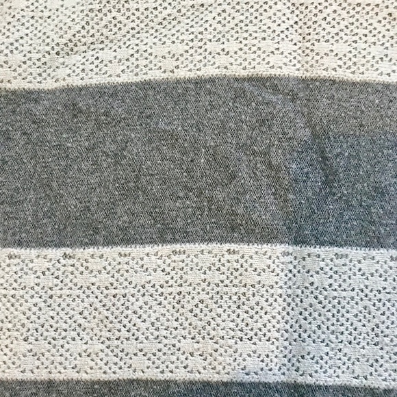 Lace embroidered sweater - Picture 3 of 3